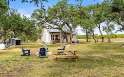 820 GLEN CREST DRIVE | Blanco County